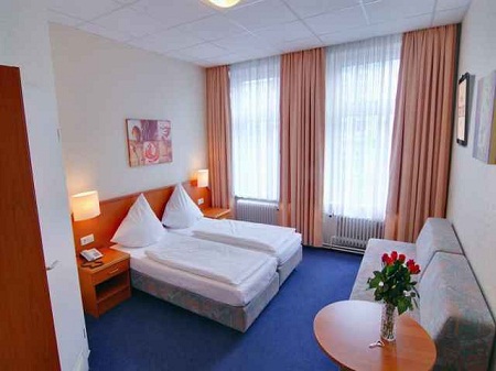 Отели Германии - номер в 3-звездочной гостинице в Гамбурге